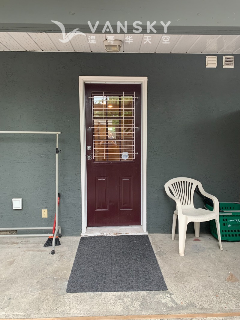 260416170933_Downstair entrance.jpg